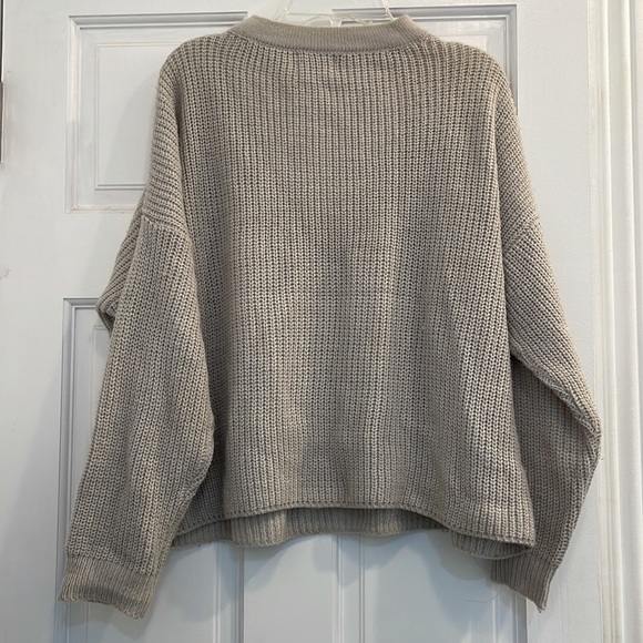 Seek the Label Grey V-Neck Cutout Sweater - Picture 4 of 7